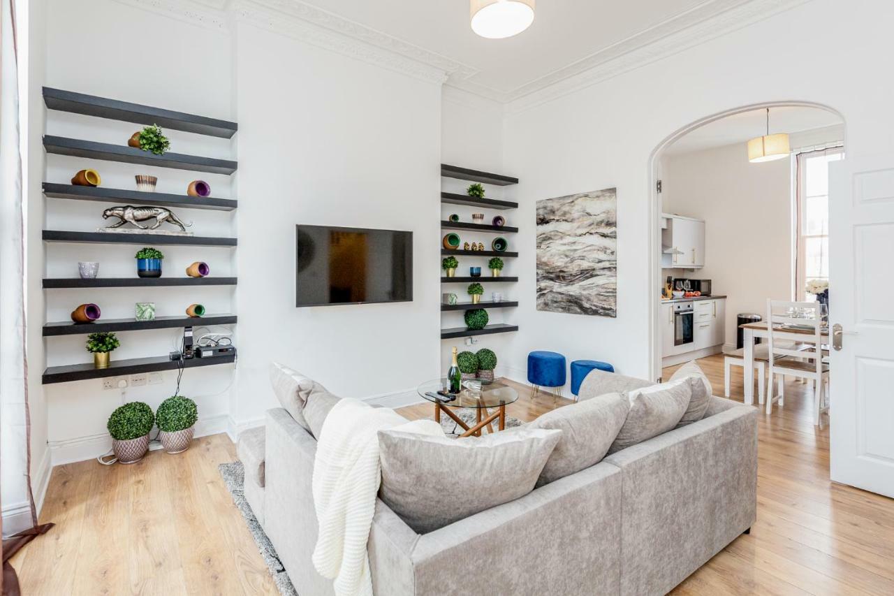 Bright & Spacious 4Beds Home - Kensington High Street-Olympia Londres Extérieur photo