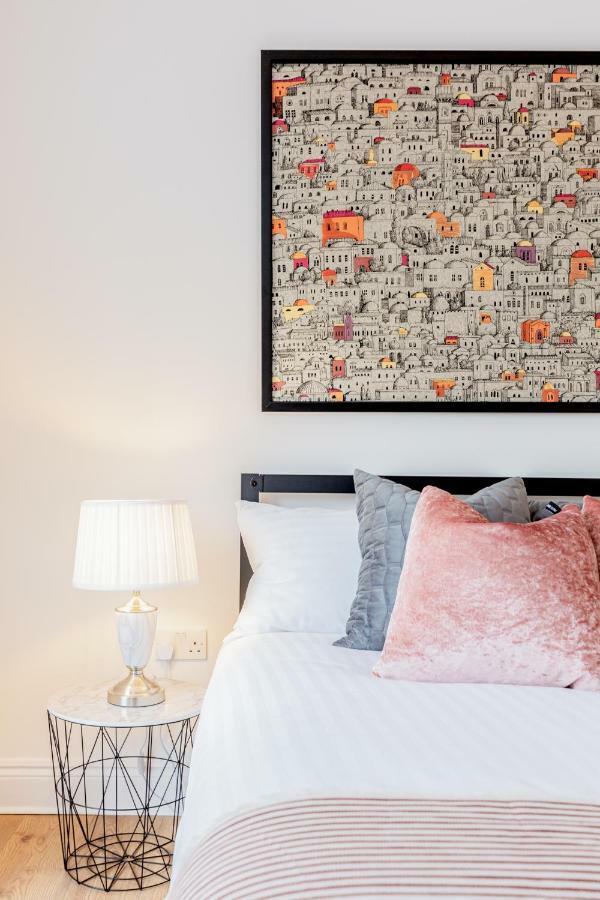 Bright & Spacious 4Beds Home - Kensington High Street-Olympia Londres Extérieur photo