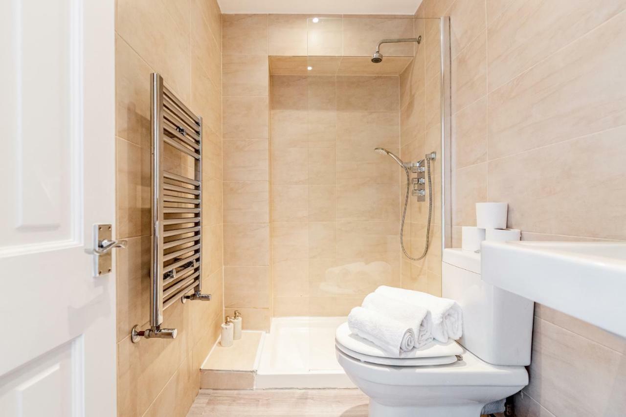Bright & Spacious 4Beds Home - Kensington High Street-Olympia Londres Extérieur photo